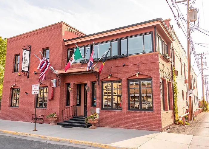 Chamberlin Inn