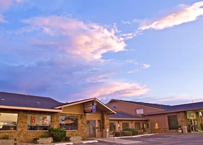 Super 8 By Wyndham Casper East/Evansville