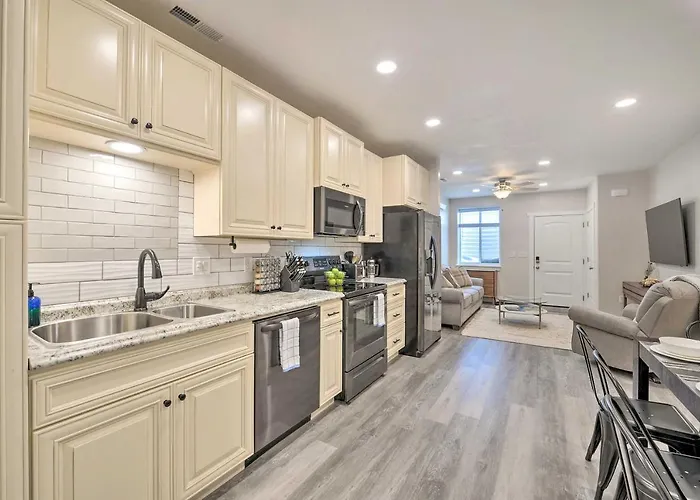 Cozy Home: Mtn Views, A/C, In Heart Of Star Valley