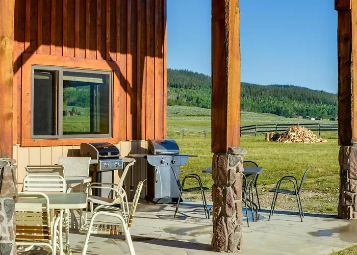 Cozy Cora Studio Cabin W/ Wind River Mtn Views