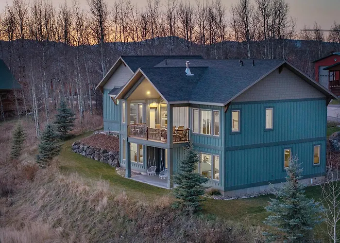 Sugar Loaf Haven By Kabino Huge Views Garage Fishing Snowmobile
