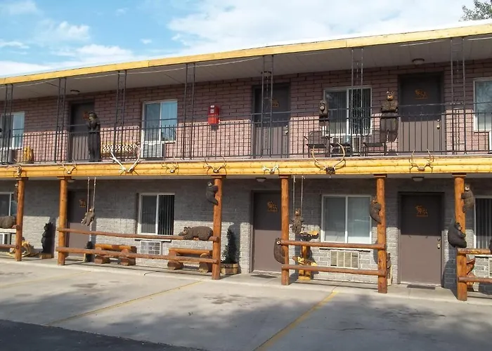 Budget Host Elk Antler Inn