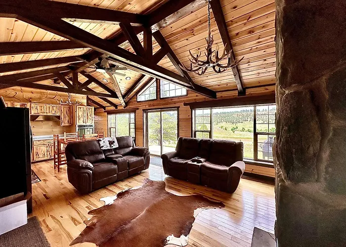 The Lodge At Devils Tower