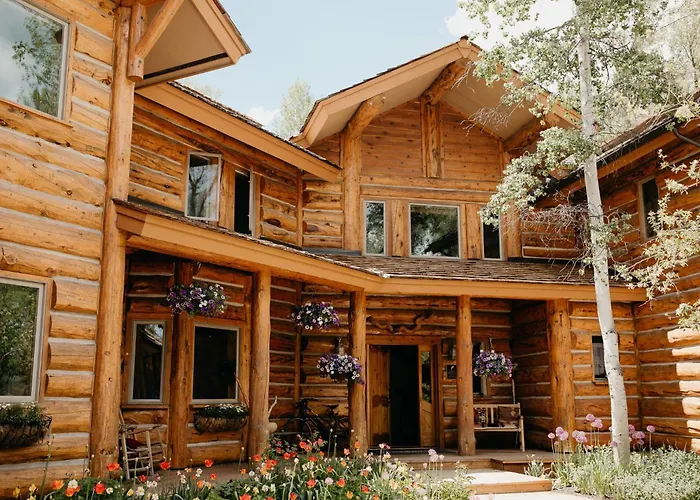 Bentwood Inn