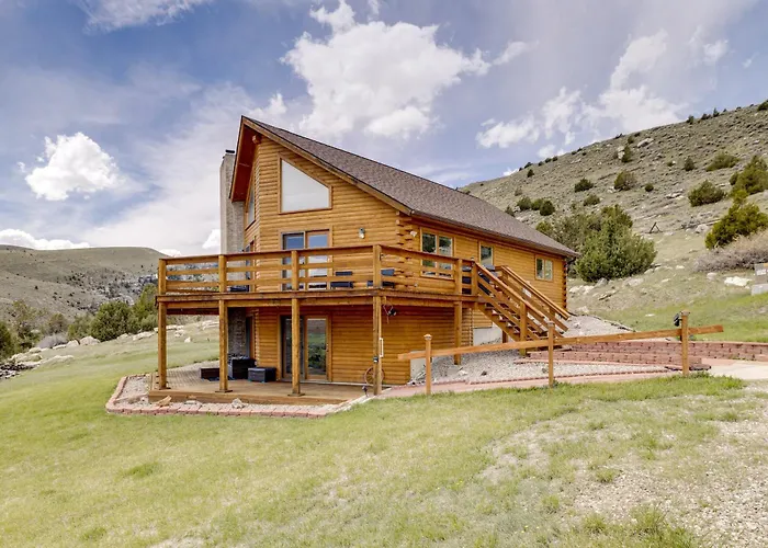 Walk To Sinks Canyon State Park: Spacious Home!