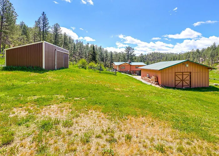 Wyoming Nature Retreat: 19 Mi To Devils Tower