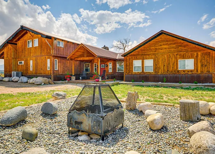 Private Clark Ranch Retreat W/ Mountain Views!
