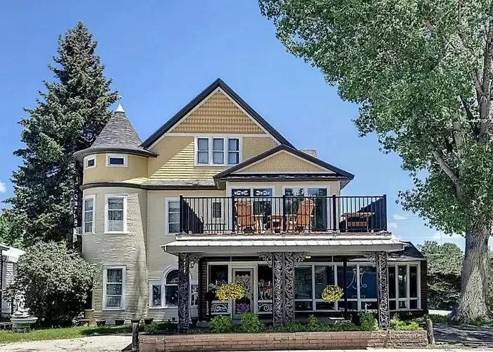 The Boho Buffalo Inn