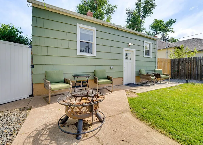 2 Mi To Dtwn: Family Home In Cheyenne!