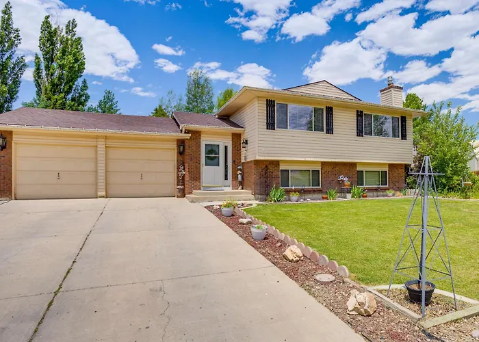 Spacious Rock Springs Stay Near Shops & Dining!