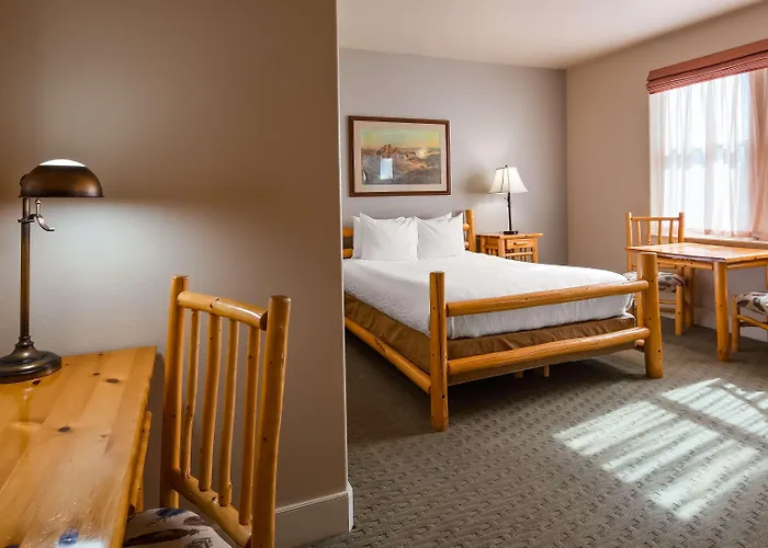 Best Western Plus Plaza Hotel