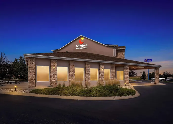 Comfort Inn & Suites Near University Of Wyoming