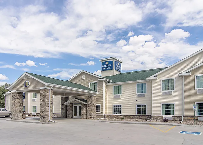 Cobblestone Inn & Suites - Guernsey