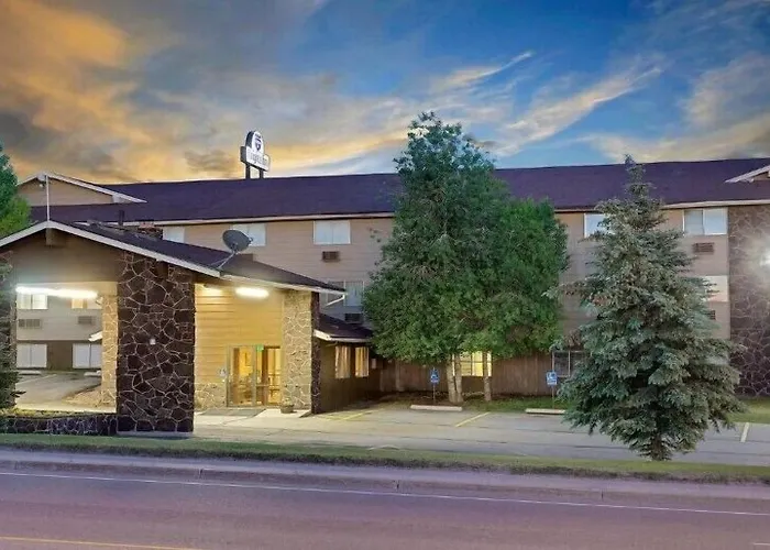 Affordable Inns Evanston