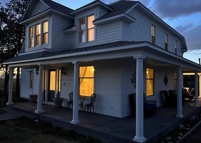 Hudson House Bed And Breakfast
