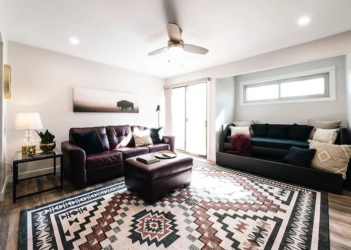 Pet-Friendly Townhouse Creekside Walk