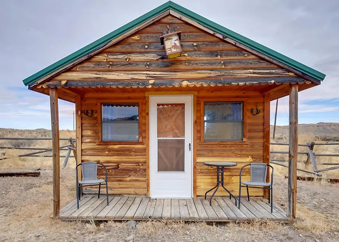 Scenic & Unique Country Retreat In Thermopolis!