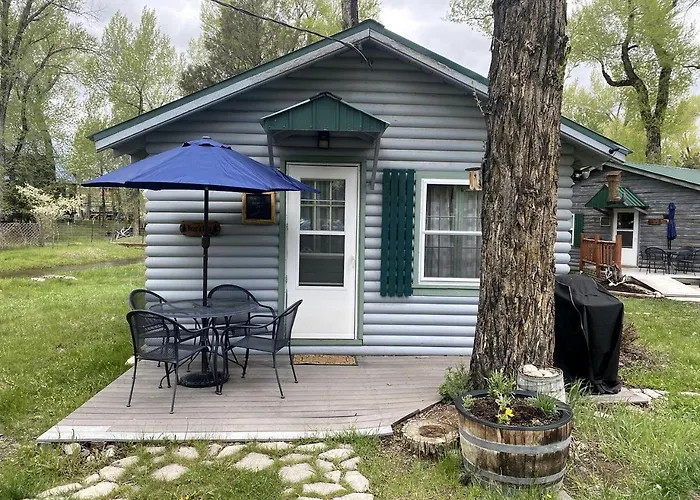 Delightful Secluded Cabin In Riverside, Wyoming