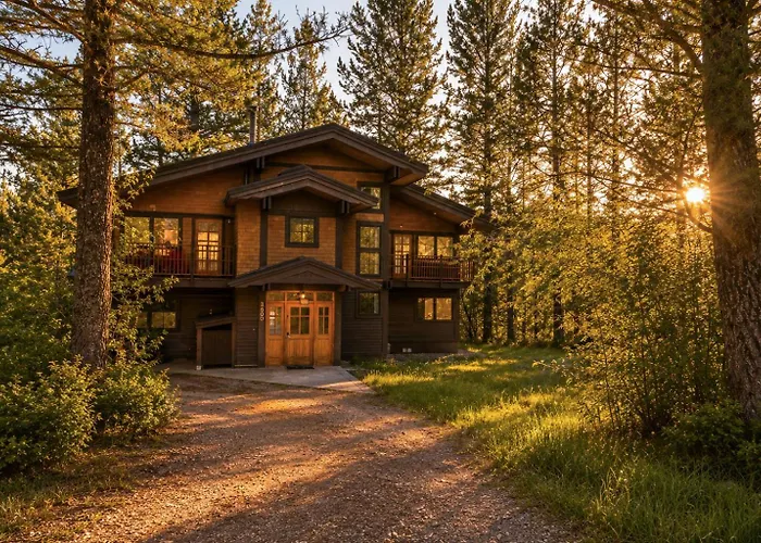 Rmr: The Village House In Teton Village