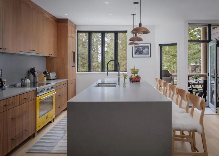 Rmr: Tram Tower 3 Condo In Teton Village