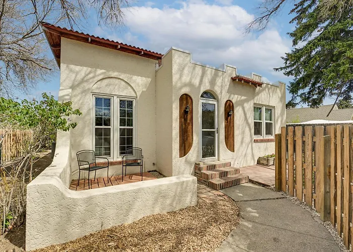 Downtown Cody Casa - Yellowstone Getaway