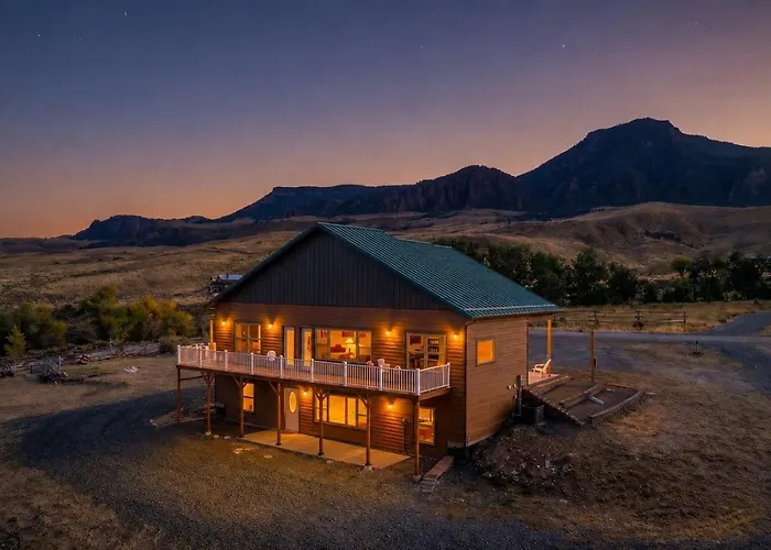 The Yellowstone- Soak In Panoramic Views, Wapiti Cabin, Dogs Ok