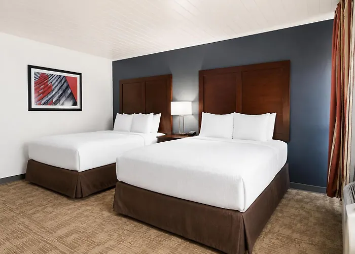Alamo Inn & Suites
