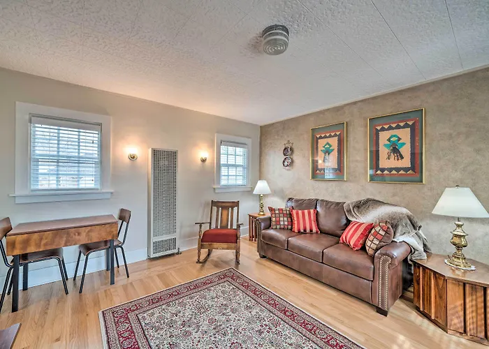 Well-Equipped Cody Cottage: 2 Mi To Cody Rodeo!