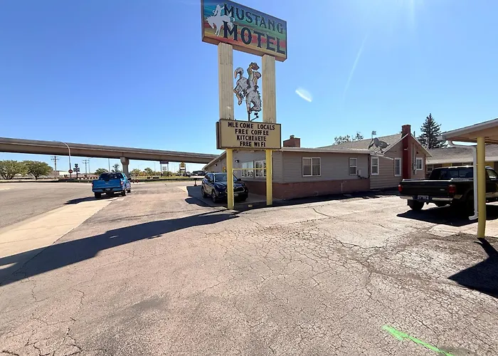 Mustang Motel Gillette I-90