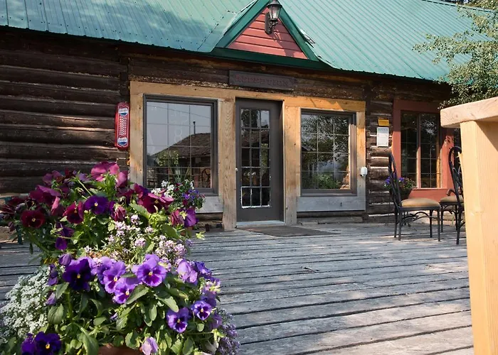 Medicine Bow Lodge