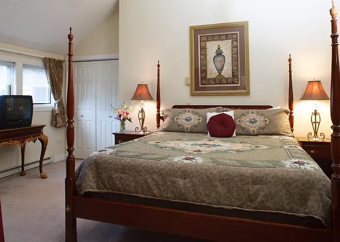 Grand Victorian Lodge Bed And Breakfast